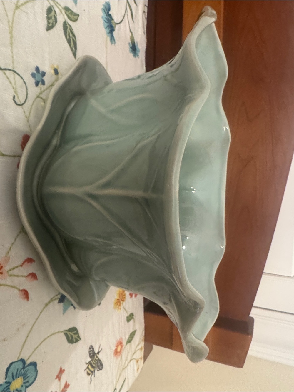 ANTIQUE Chinese Celadon Jardiniere Cabbage Leaf Porcelain Planter and Base